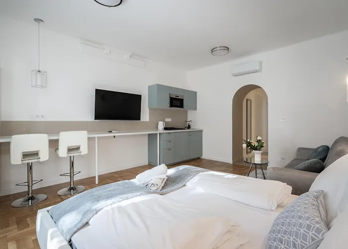 D71 - Cozy Suite, Location By Bqa